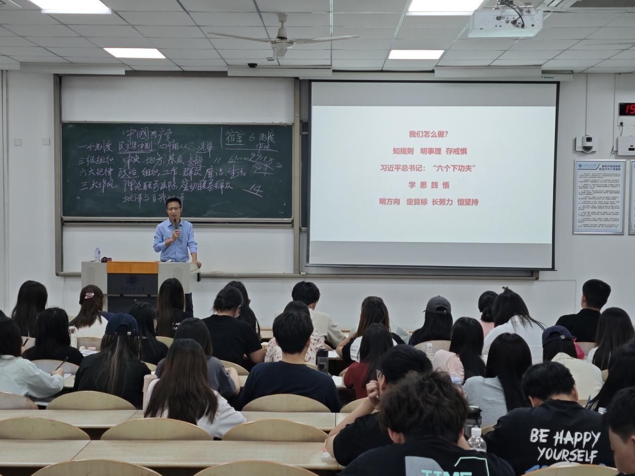 说明: 2c1dd36a85789a6b63bec25592c271e