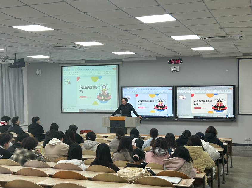 说明: 2025-12-01 16:11:56.525000