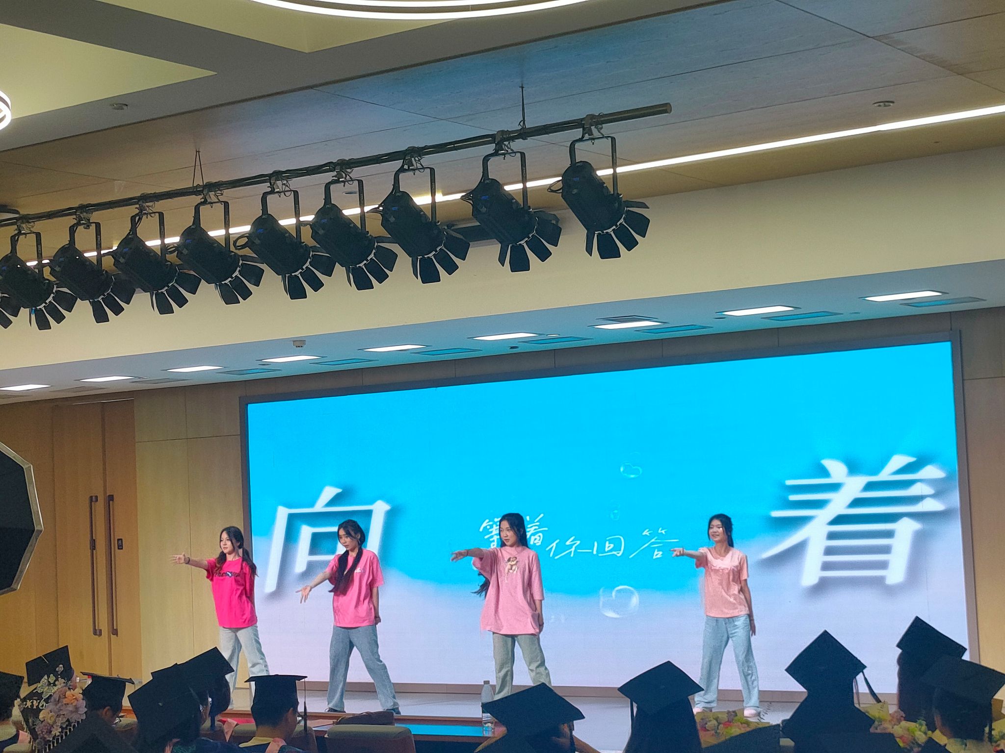 说明: 微信图片_20250627165558 说明: 微信图片_20250627165558